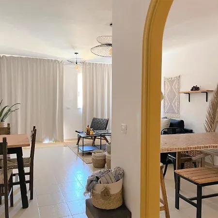 Casa Mostaza